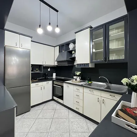 Iraklis شقة لايميناس